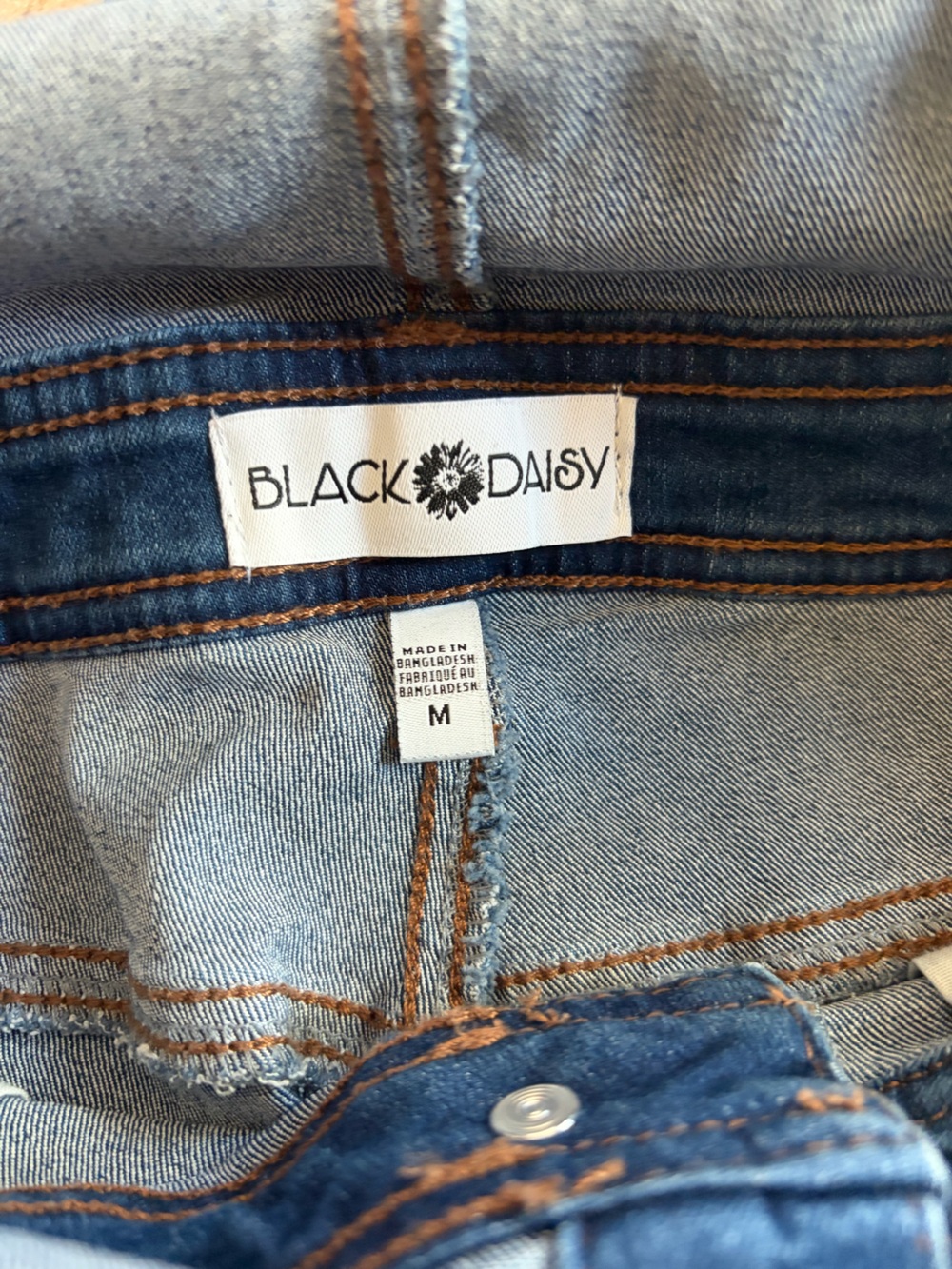 Black Daisy Blue Denim Jeans - Picture 3 of 3